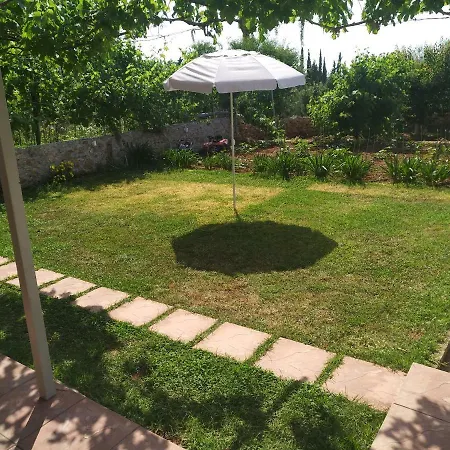 Despoina * Tsoukaládhes